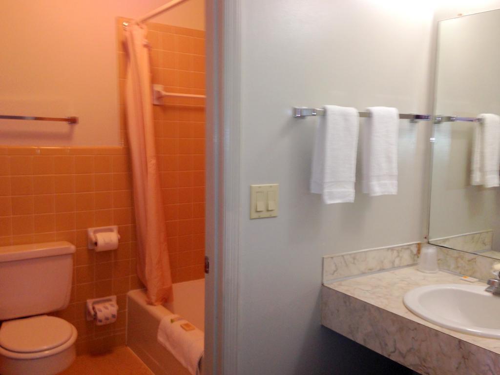 Valley Inn - Hamilton Ga الغرفة الصورة